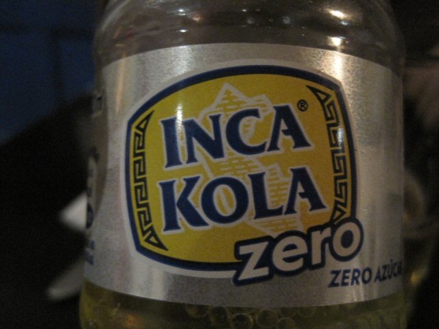 L'Inca Kola, boisson nationale recette d'un breuvage ancestral préparé à partir d'une plante locale, proche de la verveine